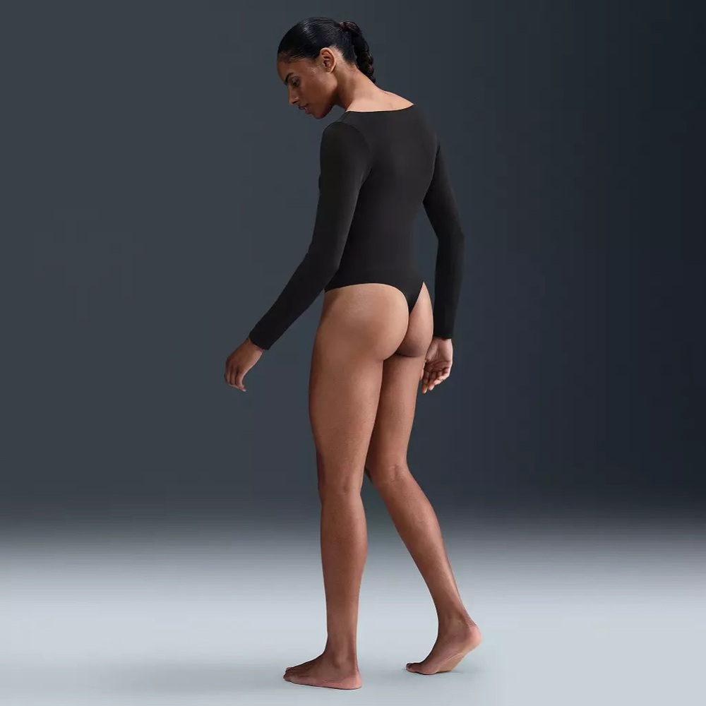 NWT Nike Form Long-Sleeve Bodysuit | Black | Size M - Picture 3 of 13